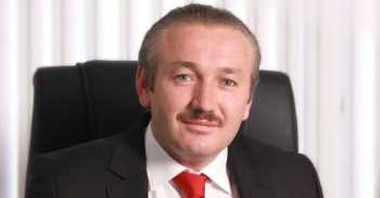 AK PARTİ İLÇE BAŞKANI ÇOK SİNİRLENDİ