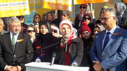 AK Parti'li kadınlar kadına şiddete 'dur' dedi