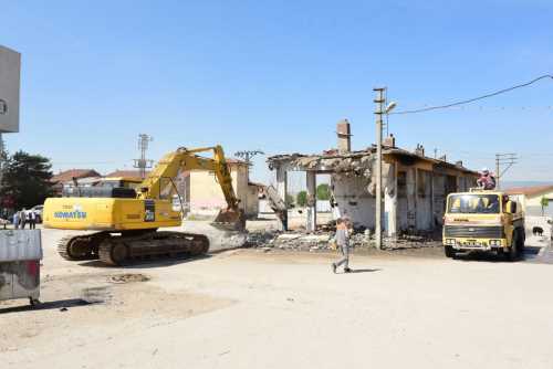 Aşağı Sanayide Yıkım başladı