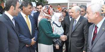 Bahçeli'den Gülen'e: E mübarek insan dön artık