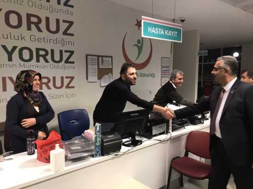 Başkan Ahlatçı "Gece acil servisi ziyaret etti"