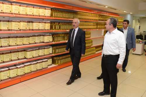 Başkan Gıda Bankasında incelemede bulundu