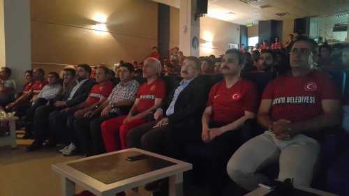 Başkan Külcü  Milli maç heyecanını tek yürek birlikte yaşadı