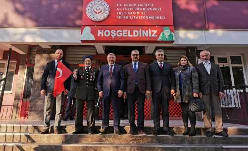 Başkan Yusuf Ahlatçı yaşlıları ziyaret etti