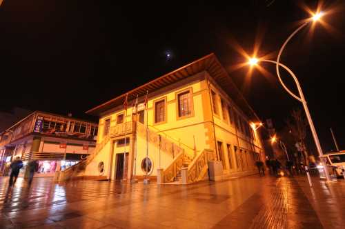 Belediye Muhtarlara özel WhatsApp grubu kurdu