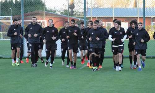 BELEDİYE SPOR'UN  KAMPI ANTALYA'DA BAŞLADI