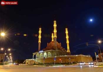 BU GECE MEVLİD KANDİLİ 