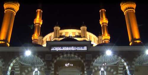 Camilerden Afrin Zaferi için Dualar Yükseliyor