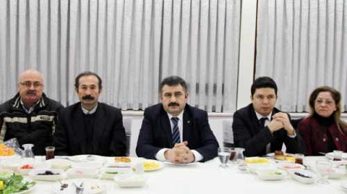 CHP İL ÖRGÜTÜ GAZETECİLERLE BİR ARAYA GELDİ