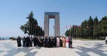 ÇORUM  BELEDİYE’SİNDEN ÇANAKKALE VE KONYA GEZİSİ