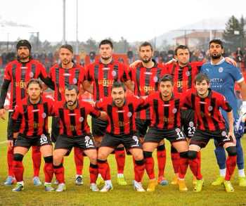 ÇORUM BELEDİYE SPOR 1 PUAN'A RAZI OLDU