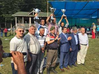 ÇORUM BELEDİYE SPOR TÜRKİYE GENÇLER KARAKUÇAK ŞAMPİYONU 