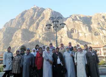 Çorum Belediyesi’nden kadınlara Amasya Gezisi