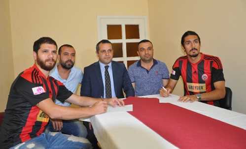 Çorum Belediyespor’da transfer çalışmalarında imza üstüne imza