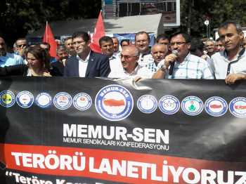 Çorum'da  ‘Teröre Karşı Tek Ses Tek Yürek’ eylemi düzenledi