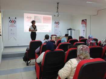 Çorum'da Aile Eğitim Programları devam ediyor