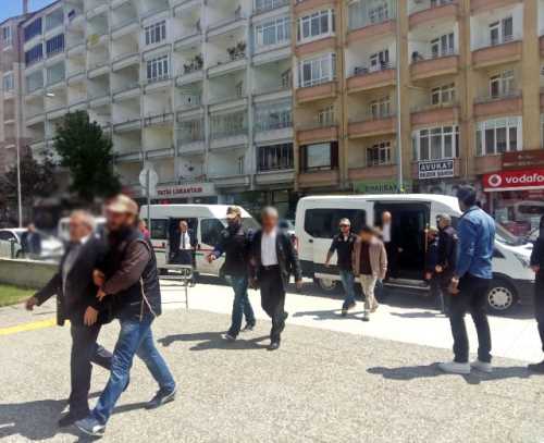 Çorum’da FETÖnün askeri mahremine operasyon