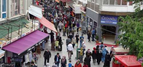 Çorum'da Tam kapanma sonrası ilk gün Trafik oldukça yoğundu