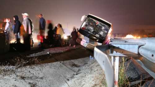 Çorum'da yolcu otobüsü yoldan çıktı