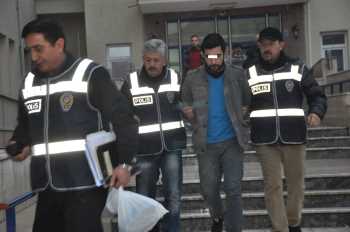 Çorum'daTaksiciyi gasp etti polise ateş etti