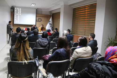 Çorum Fotoğraf Kulübü Derneği (ÇFK) tarafından Çorum Halk Eğitim Merkezi (HEM) bünyesinde üçüncüsü düzenlenen “Temel Fotoğrafçılık Eğitimi" başladı