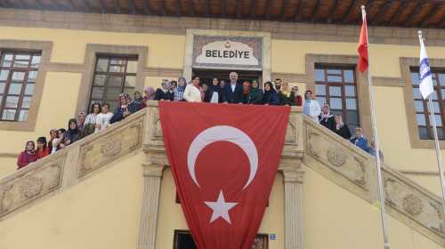Çorumlu Dernekler Federasyonundan Zeki Gül’ü,ziyaret etti