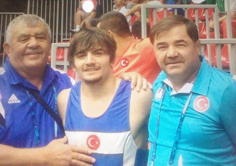 Çorumlu Güreşci Dünya 2.cisi oldu