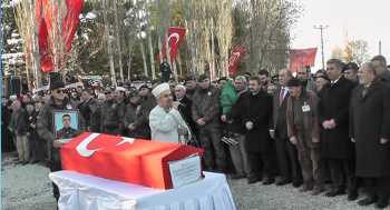 ÇORUMLU ŞEHİT POLİS MESUT DEMİRKAN GÖZYAŞLARIYLA UĞURLANDI 