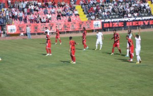 ÇORUM BELEDİYE SPOR - SANCAKTEPE SPOR'LA  KARŞILAŞIYOR.