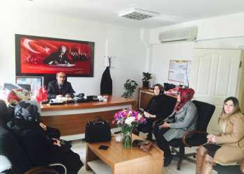  Fatma Çöpür Kamile Hacı Ahmet Akdağ Bakım Merlezini Ziyaret etti