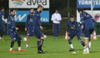 Fenerbahçe'de Bursaspor maç hazırlıkları başladı