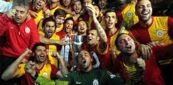 Galatasaray Şampiyon! 4. Yıldızı Taktı...