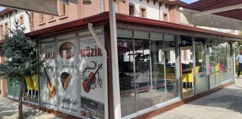 Her Gece Canlı Müzik Keyfini Bizimle Yaşayın