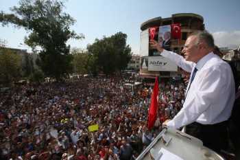 İhsanoğlu ilk kez Hatay'da miting yaptı