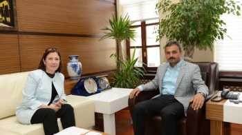 İLKSEN CERİTOĞLU BAŞKAN KÜLCÜ’YLE BİLGİ - ALIŞ VERİŞİNDE BULUNDU