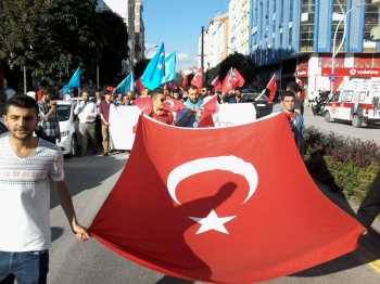 İnsani Değerler Platformu, Doğu Türkistan İçin Yürüdü