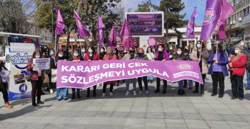 İstanbul sözleşmesine ilk tepkiyi kadın Meclisleri Platformu Verdi 