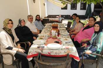 KKSM personelinden Mustafa Ercan’a umre öncesi yemek