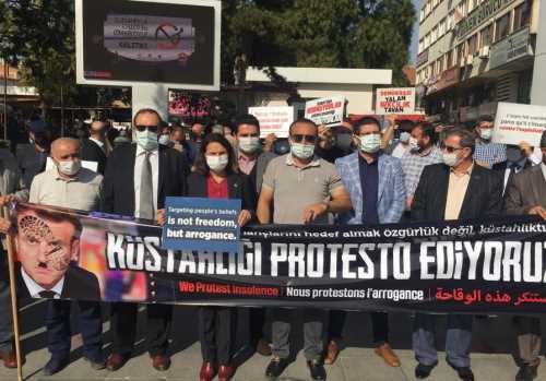 Memur-Sen, Macron'un İslam karşıtı açıklamalarını protesto etti