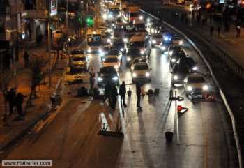 MHP'LİLER YOL KAPATTI