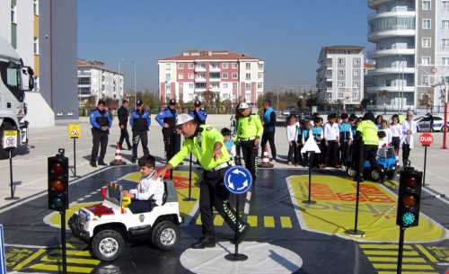 Mobil Trafik Eğitim Tırı Çorum’da