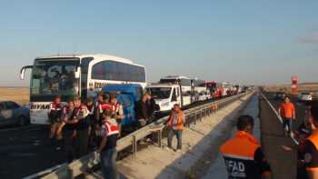 NİĞDE'DE TRAFİK FACİASI 13 ÖLÜ