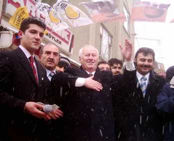 ORHAN ÖZTÜRK İSKİLİP AK PARTİ'DEN  ADAY ADAYI OLDU