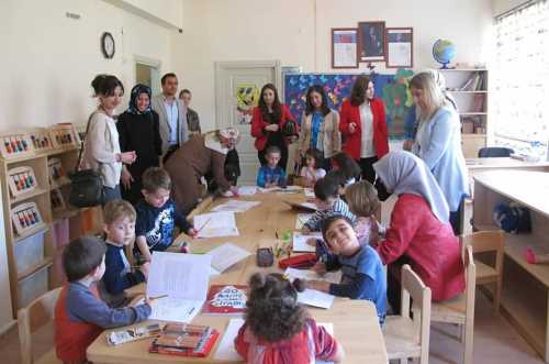 Protokol eşleri Oğuzlar ilçesini ziyaret etti