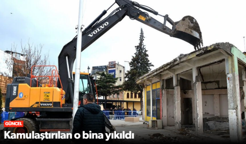 Saat Kulesi Taş Bina ve Veli Paşa Hanı Aynı Meydanda Buluştu
