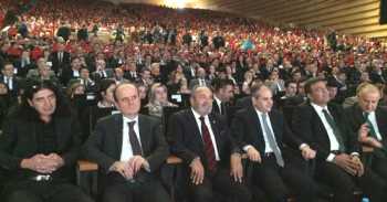 SALİM USLU, ÇORUM GENÇLİK MERKEZİ STANDINI GEZDİ