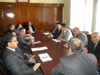  Sungurlu Kaymakamı Osman Beyazyıldız, okul müdürleriyle toplantı yaptı