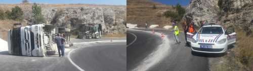 TIR Kontrolden çıktı Yolun Kenarına Devrildi