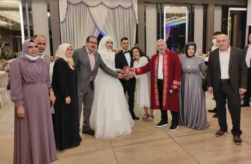 Tuğba ve Turgay Kurt'un mutlu günü!