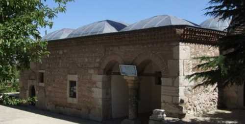 Türbe İl Özel İdaresinin Hizmetini bekliyor